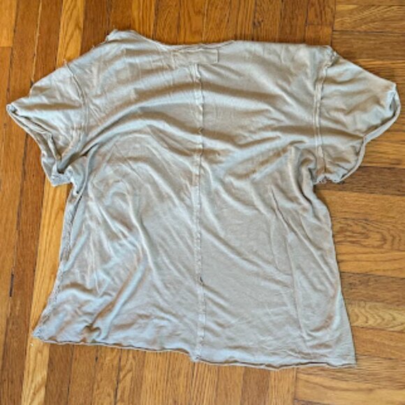 we the free raw edge oversized tee shirt beige xs pocket taupe distressed - Picture 8 of 9